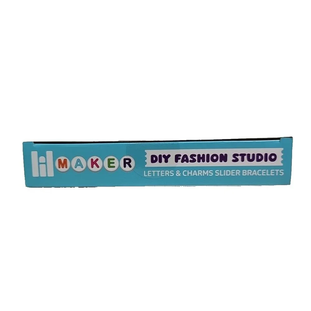 DIY Bracelet Making Kit Girls Crafting DIY Fashion Studio 40 pcs + makes 4